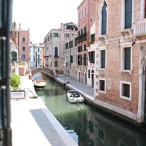 https://iris-hotel.hotelinveneto.com